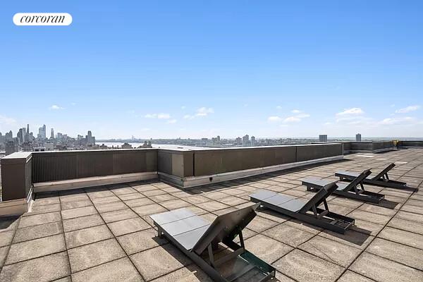 2 beds, 2 baths, 950 sqft, $8,000, Unit 5K