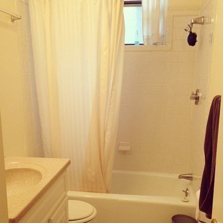 1 bed, 1 bath, 572 sqft, $3,200, Unit 6C