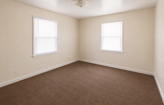 1 bed, 1 bath, $1,100, Unit 19