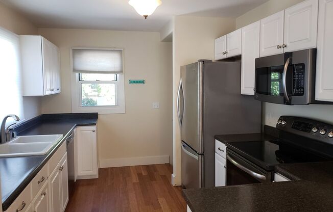 Recently Re-modeled 3 Bedroom Home!