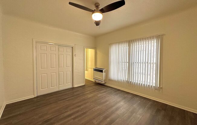 Studio, 1 bath, 364 sqft, $1,295, Unit 106