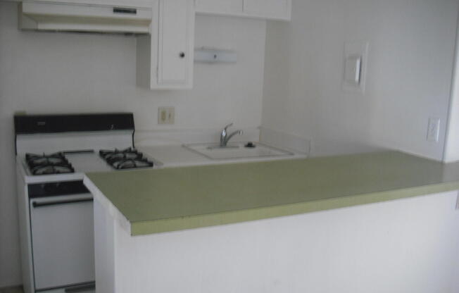 1920 N H St Apt 136