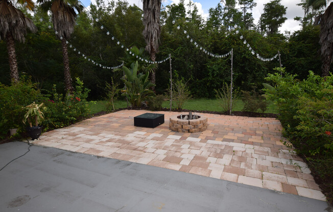4 Bedroom, 2.5  Baths Single Family Home For Rent at  1051 N. Breeze Court Orlando, Fl. 32824
