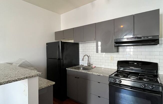 2600 E. Somerset St.