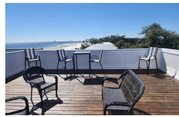 80 E BCH BLVD