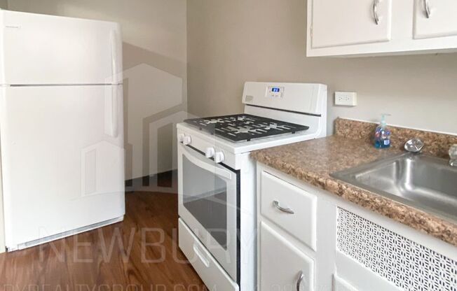 1 bed, 1 bath, 564 sqft, $675, Unit T 10