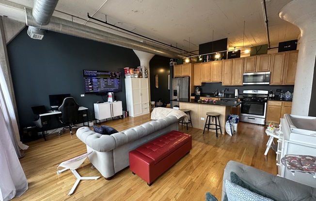 221 East Cullerton Street