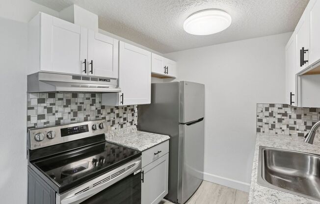 2 beds, 1 bath, 752 sqft, $1,525, Unit 224