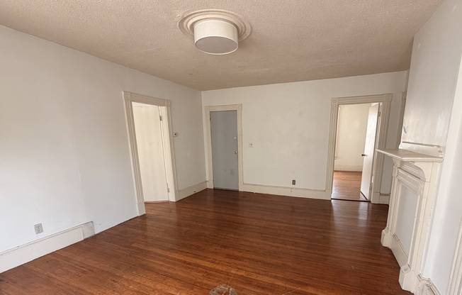 10 Lincoln Ave.