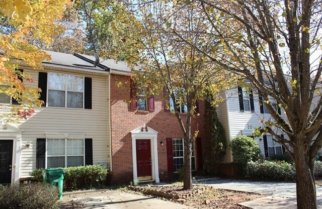 Waiting for YOU - LOVELY 3 Bedroom / 2.5 Bathroom in Lithonia!