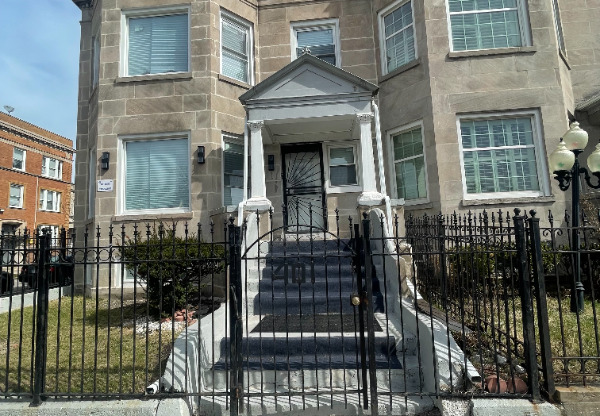 401 S HOMAN