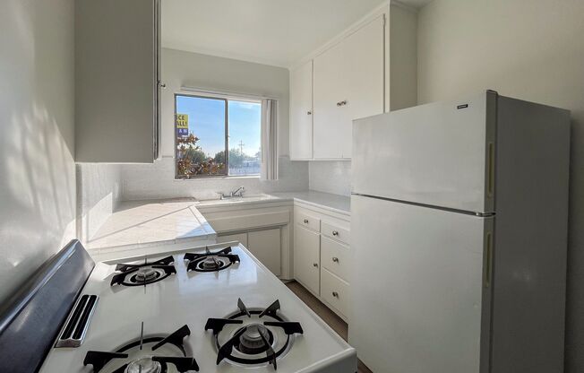 5919-5925 Crenshaw Blvd