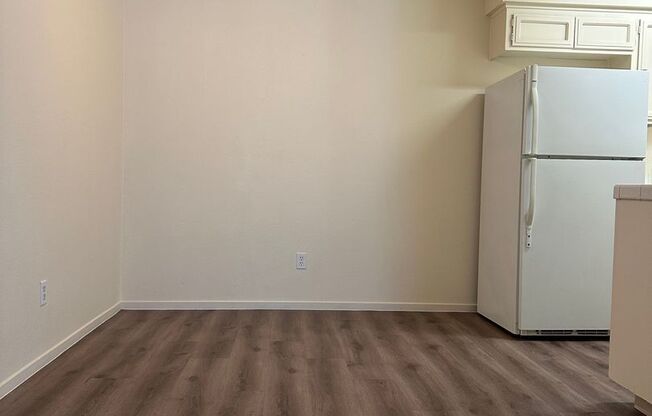 DeWitt Triplex