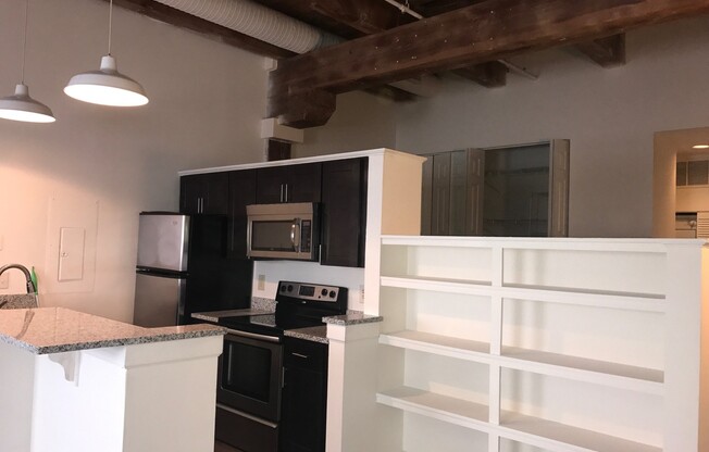 1 bed, 1 bath, 600 sqft, $1,599, Unit 320