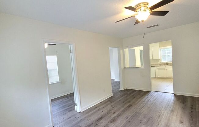 239 Willow St Pensacola. MOVE IN SPECIAL!! $250 off 1st Months Rent!!!