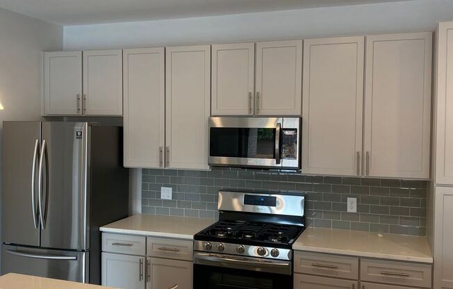 1 bed, 1.5 baths, 1,566 sqft, $2,650, Unit 0912