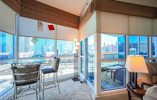 2 beds, 2 baths, $4,250, Unit # 1112