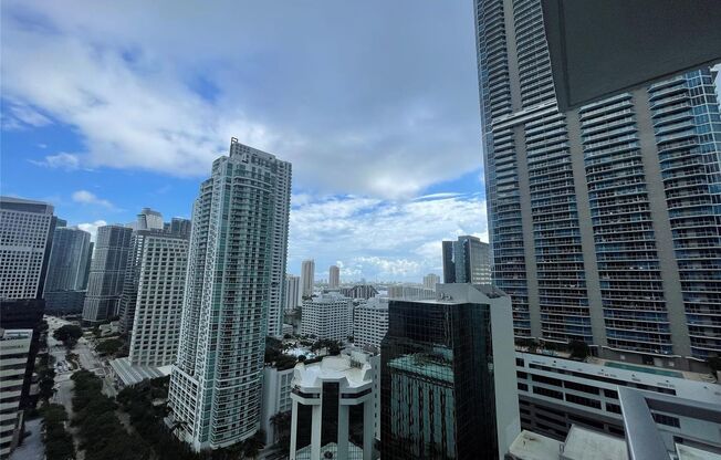 2 beds, 2 baths, 1,377 sqft, $4,800, Unit 1060 Brickell Ave # 25-01 (F10461036)