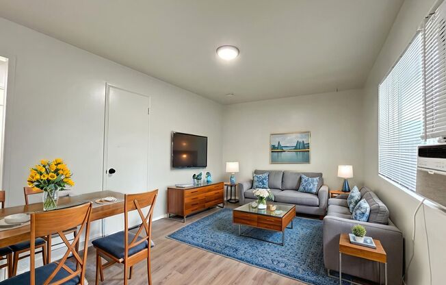 The Cottages at 3440