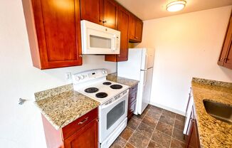 1 bed, 1 bath, $1,595, Unit 105