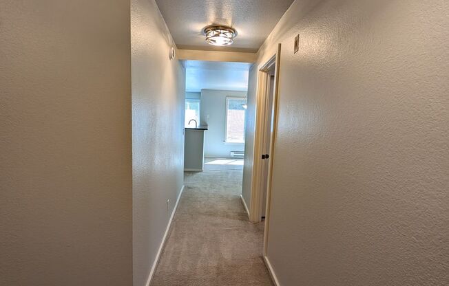 High End 3 Br Condo off of Bothell-Everett Hwy! Extra Parking & Amenities - Avail. NOW!