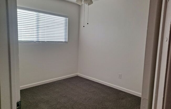 2 beds, 1 bath, 850 sqft, $2,095, Unit 03