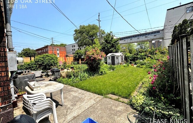 168 OAK ST