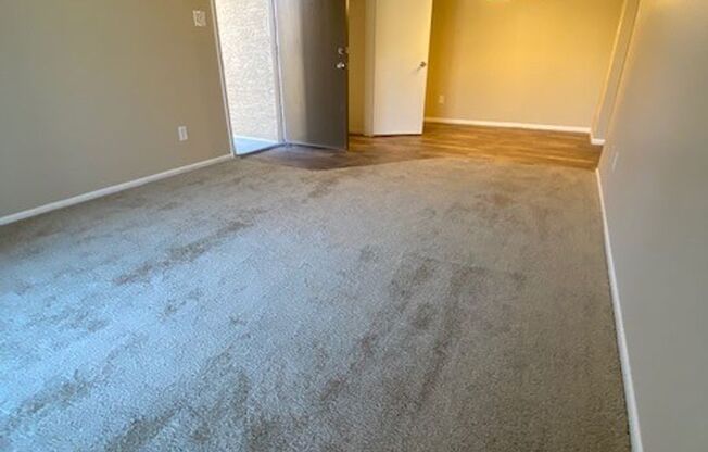 1 bed, 1 bath, 670 sqft, $1,295, Unit 244