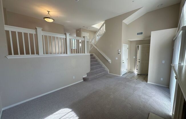 3 Bed 2.5 Bath Townhouse W/ Attached Garage In Danville (Shadowhawk)