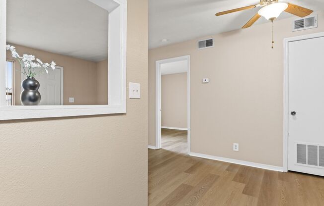 1 bed, 1 bath, 600 sqft, $799, Unit Apt 719