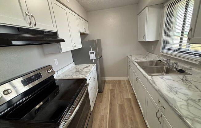 2481 E 5 (Columbus,NE) -Village Apartments