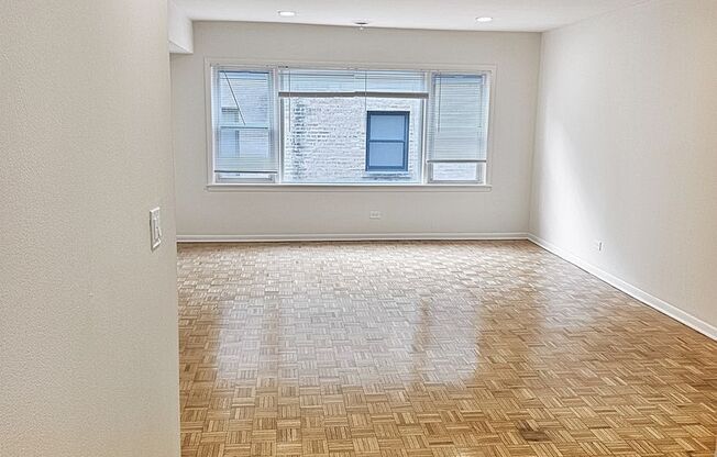2 beds, 1.5 baths, $2,395, Unit 304
