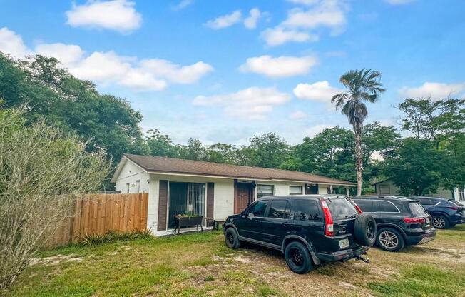 226 S 4 ST