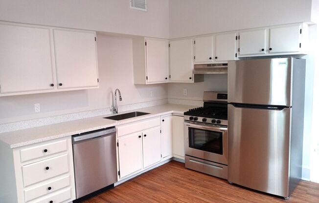 2 beds, 1 bath, 1,000 sqft, $1,175, Unit 2