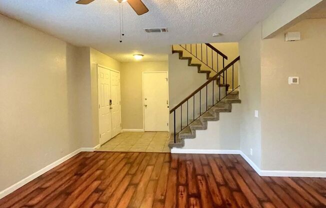 4 beds, 2.5 baths, $2,300, Unit # SACRAMENTO CA