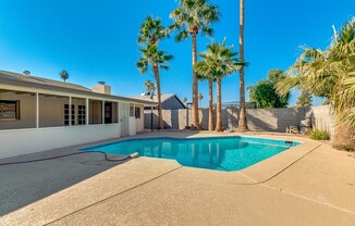 AMAZING TEMPE LOCATION W/ AZ ROOM, OFFICE/STUDY & DIVING POOL ON OVERSIZED LOT!