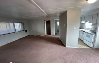 3 beds, 1 bath, $1,250