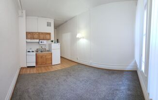 Studio, 1 bath, 200 sqft, $470, Unit 213