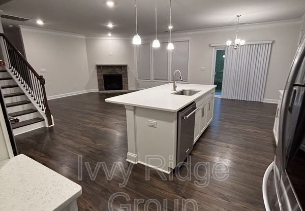4867 TACOMA DR