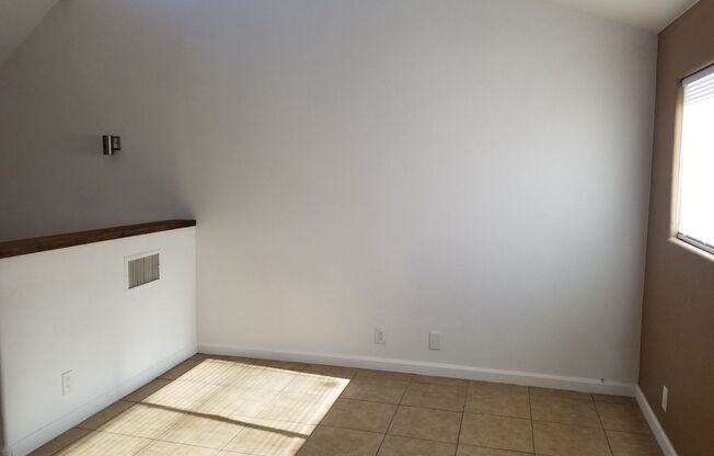 1 bed, 1 bath, 800 sqft, $1,095