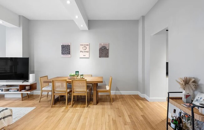 88 GREENWICH ST