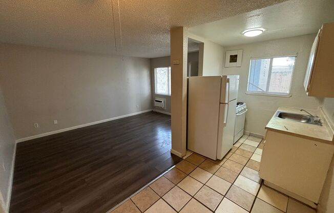 1 bed, 1 bath, 543 sqft, $1,250, Unit Apartment 05