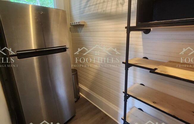 3 beds, 2 baths, $1,500