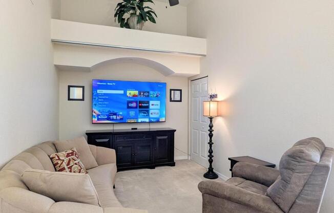 1129 VAN LOON CMNS CIR