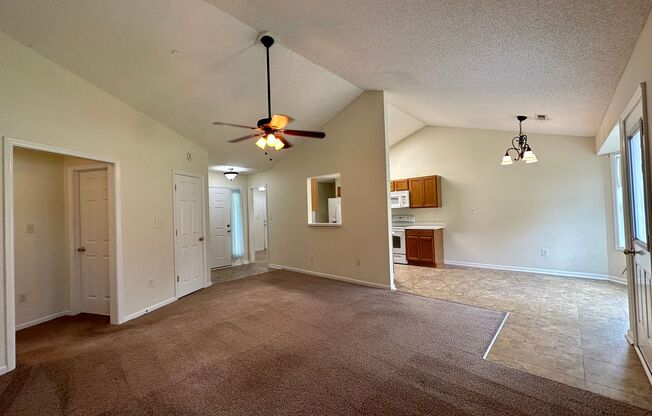 Beautiful ranch style home in Monroe, don't miss it!