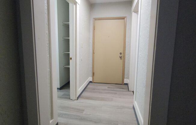 1 bed, 1 bath, 520 sqft, $1,150, Unit 414