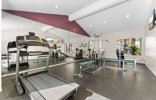 Studio, 1 bath, 475 sqft, $1,895, Unit F109