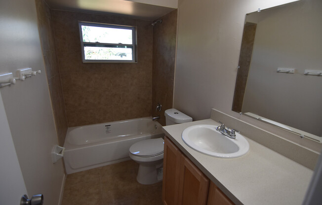 3 beds, 2 baths, $2,000