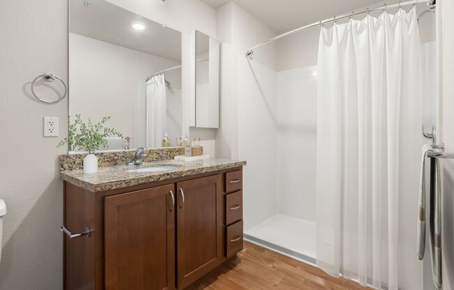 1 bed, 1 bath, 740 sqft, $1,500, Unit 109