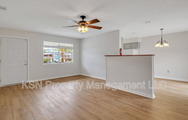 208 TECH DR